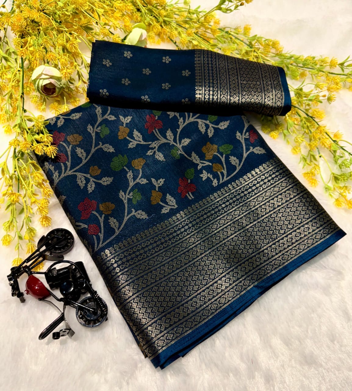 Dola silk saree with self blouse