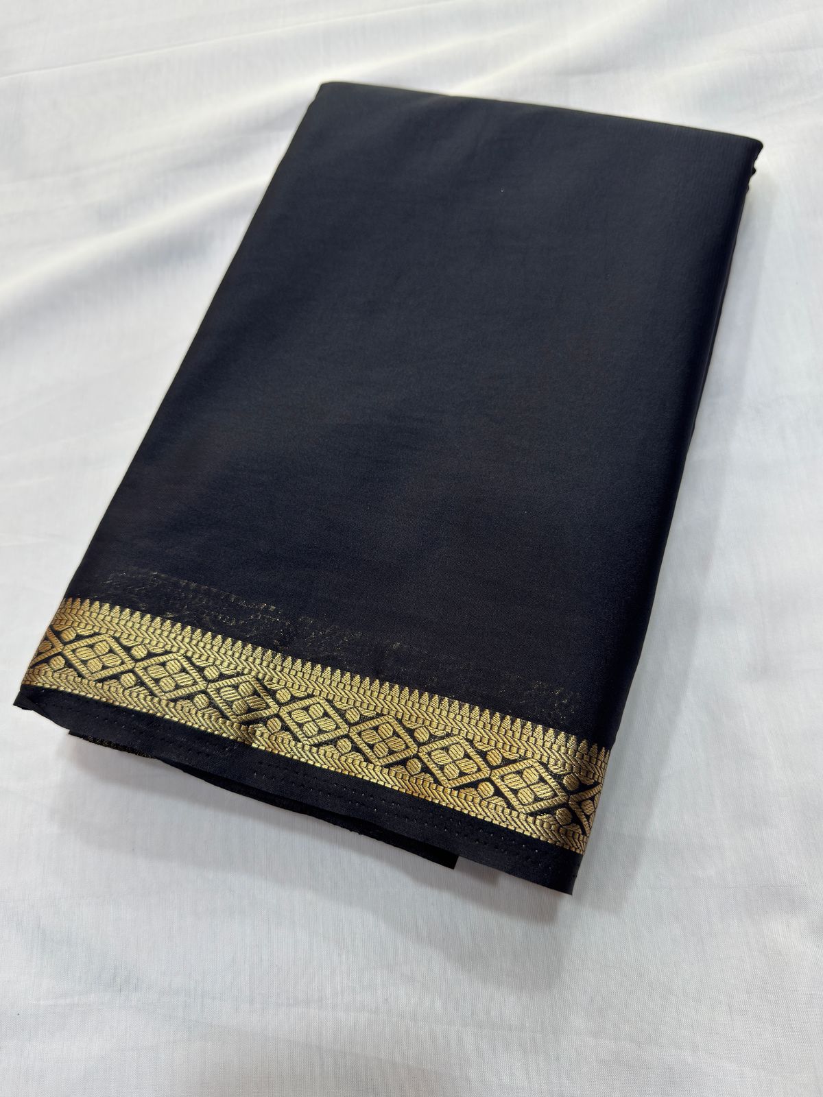 Mysore crepe silk saree with contrast blouse